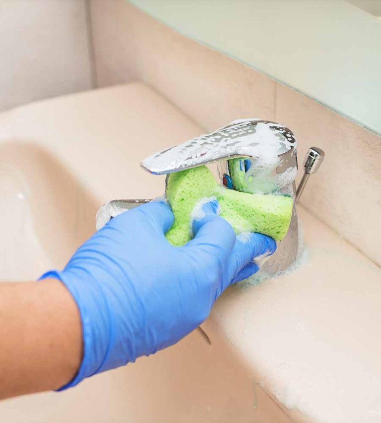 metal equipment cleaning