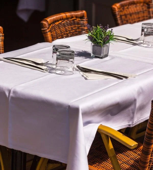 restaurant table linen